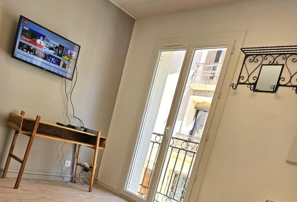 Le Calme A Deux Pas Du Port De Sete Apartment Exterior foto